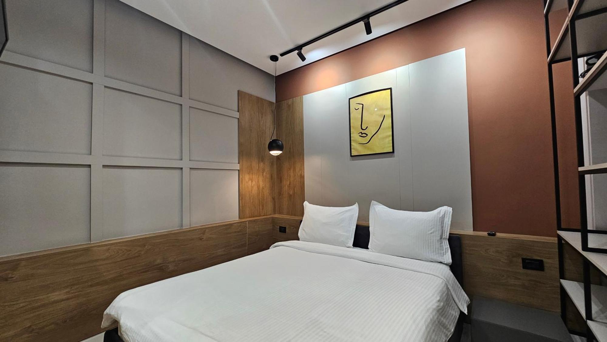 Tam Serviced Studio Apartments Next To Blloku Tiranë Ngoại thất bức ảnh