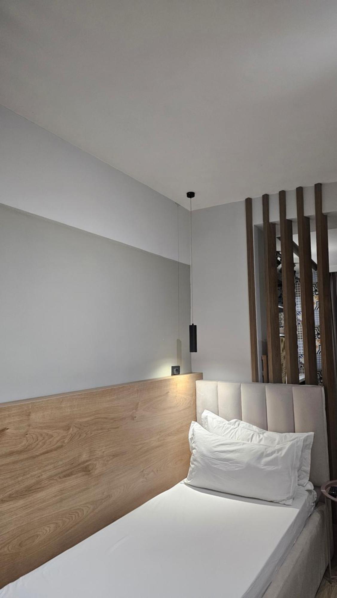 Tam Serviced Studio Apartments Next To Blloku Tiranë Ngoại thất bức ảnh