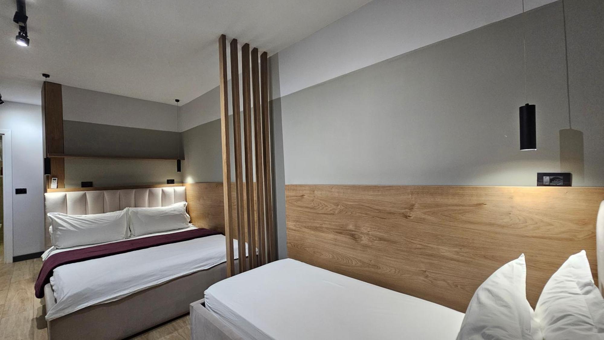 Tam Serviced Studio Apartments Next To Blloku Tiranë Ngoại thất bức ảnh