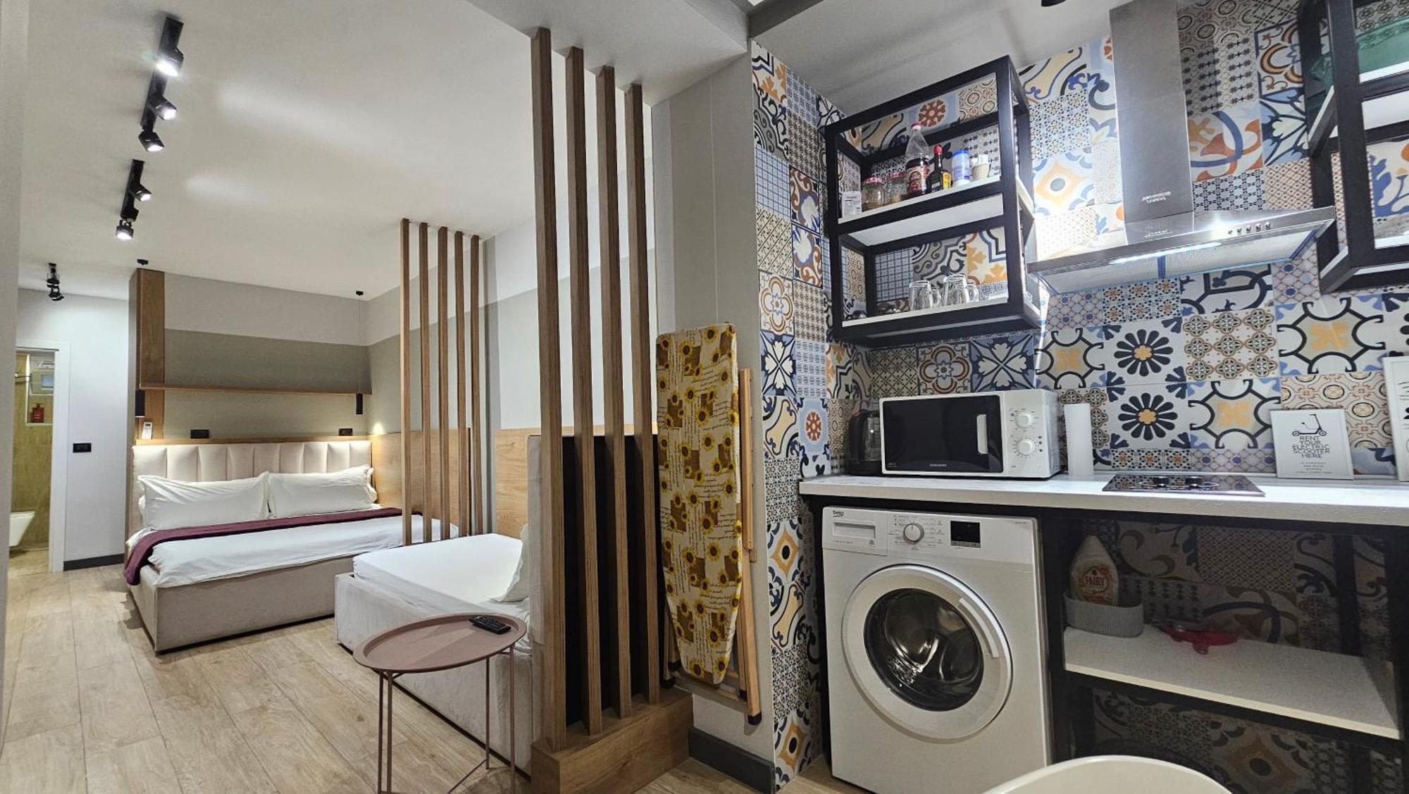 Tam Serviced Studio Apartments Next To Blloku Tiranë Ngoại thất bức ảnh
