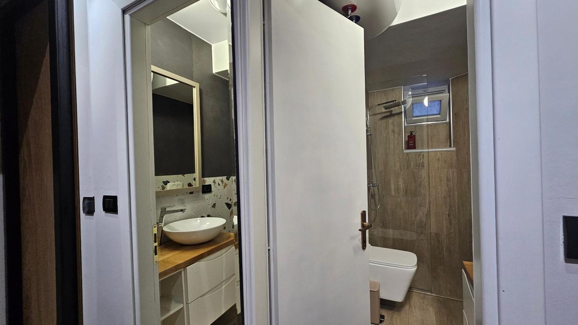 Tam Serviced Studio Apartments Next To Blloku Tiranë Ngoại thất bức ảnh